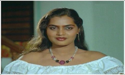 மராத்தியில் திரைப்படமாகும் நடிகை சில்க் ஸ்மிதாவின் வாழ்க்கை!… post thumbnail image
